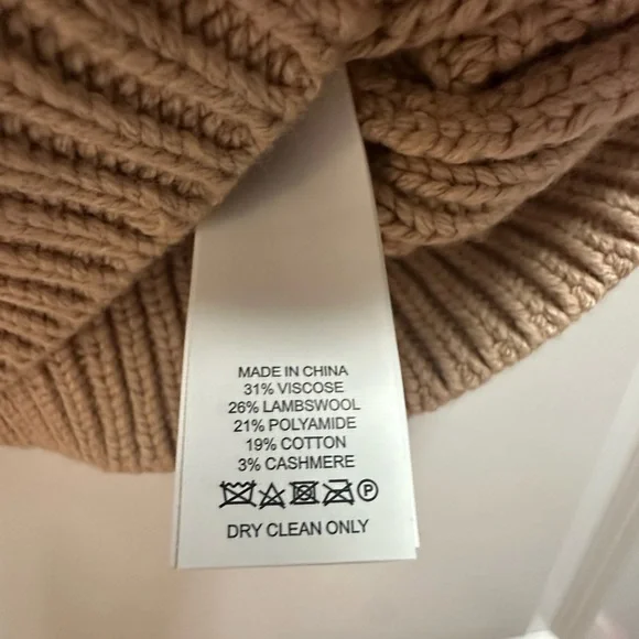 NWOT kate spade Tan Sweater with Black Floral Accents - Picture 4 of 6